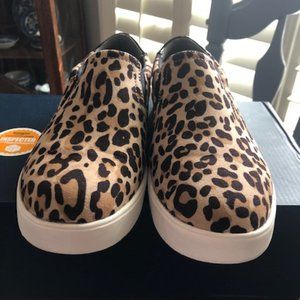 DR SCHOLLS LEOPARD PRINT SLIP ONS